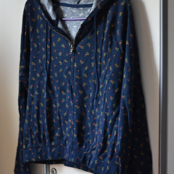 Navy Thermal hoodie with dainty rose print - Picture 2 of 3
